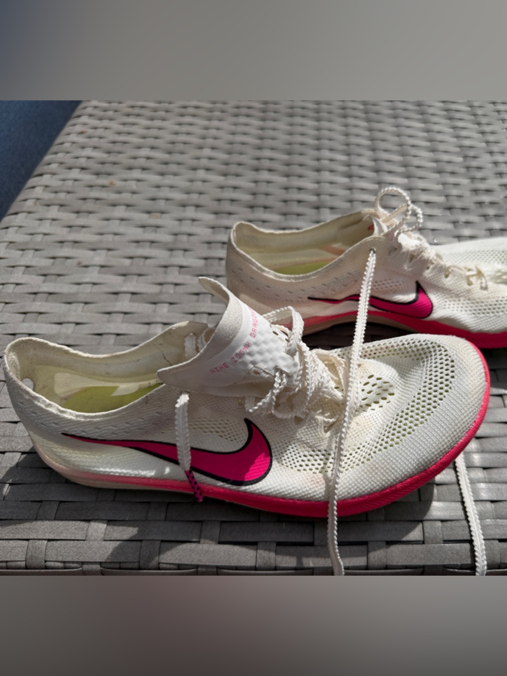 Nike Zoomx Dragonfly Track Spikes Women’s Size 6 Pink and White